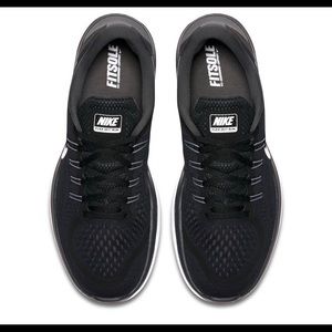 NWT Men’s Nike Flex Running Shoes